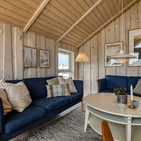 度假居 Dejligt Kalmarhus Med Indhegnet Terrasse Sj115 *
