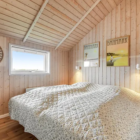 Dejligt Kalmarhus Med Indhegnet Terrasse Sj115 莱姆维