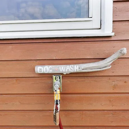 Dejligt Kalmarhus Med Indhegnet Terrasse Sj115 בית נופש *