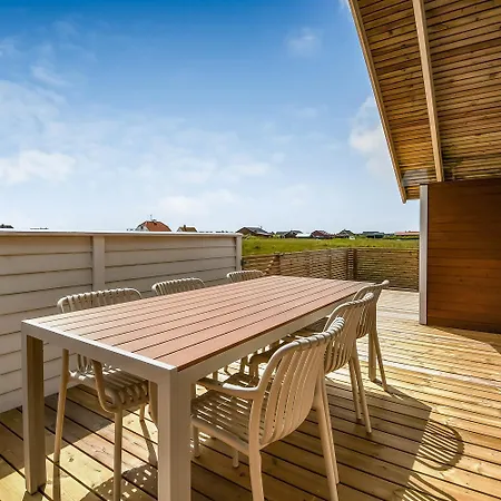度假居 Dejligt Kalmarhus Med Indhegnet Terrasse Sj115 *